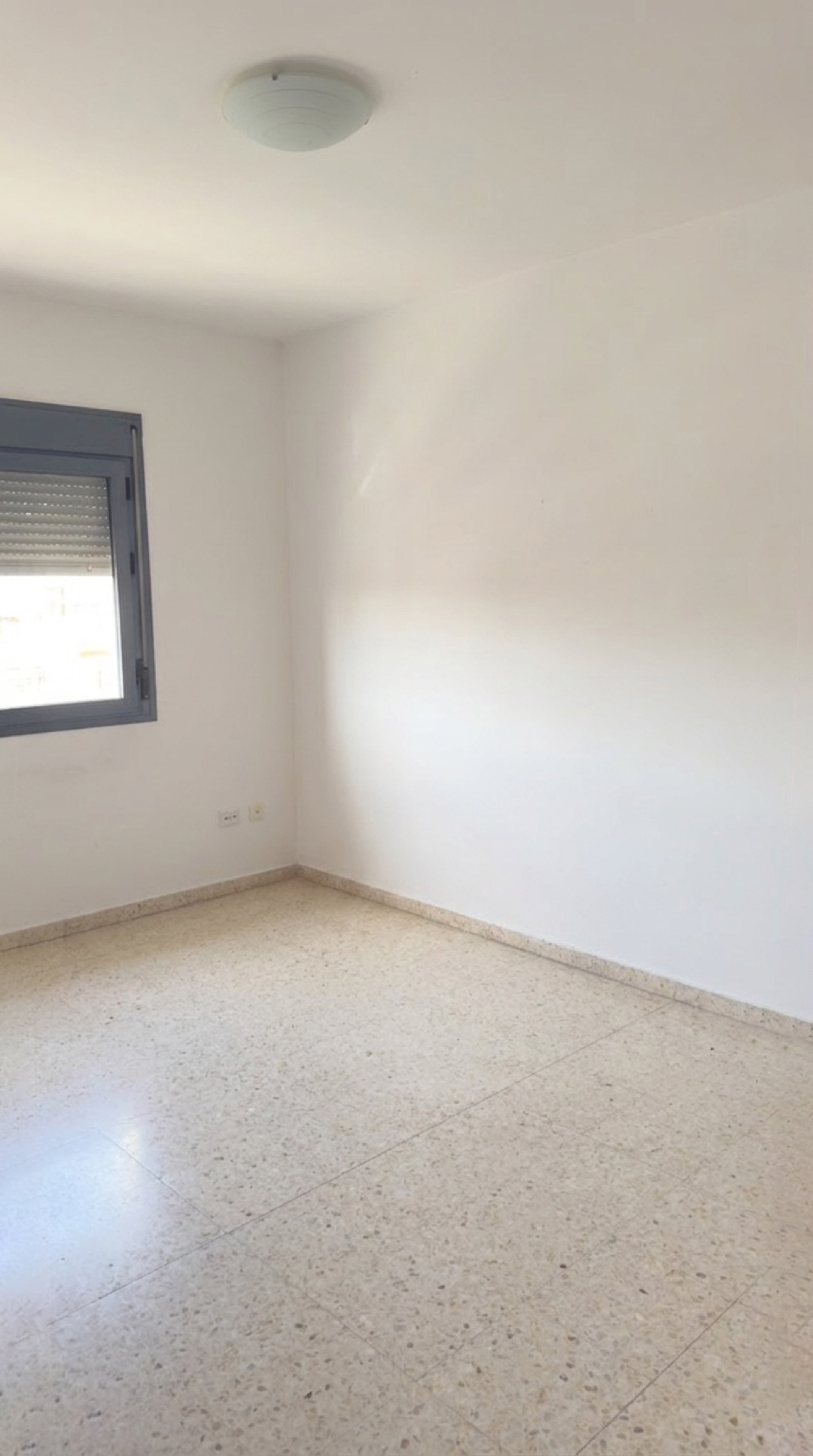 Salón — piso en Los Bermejales, Sevilla