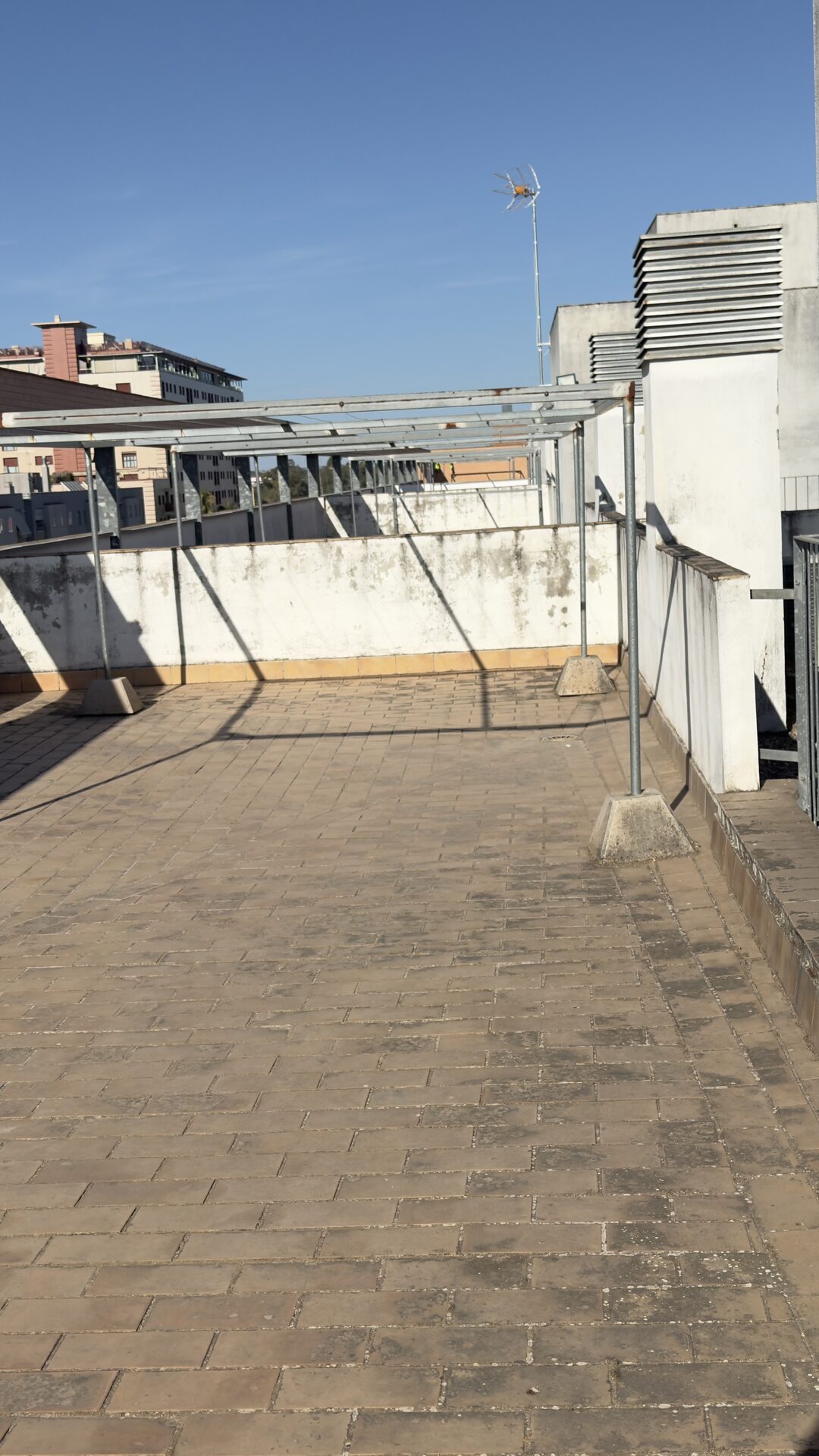 Azotea con vistas — piso en Los Bermejales, Sevilla